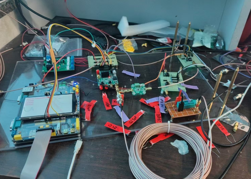 基于STM32的同轴电缆测量装置